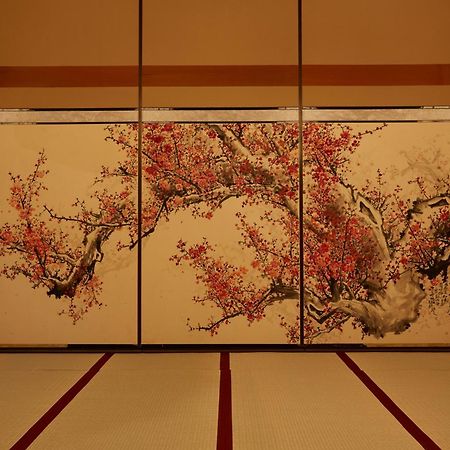 Wakamatsu Chita Hot Spring Resort Минамичита Екстериор снимка