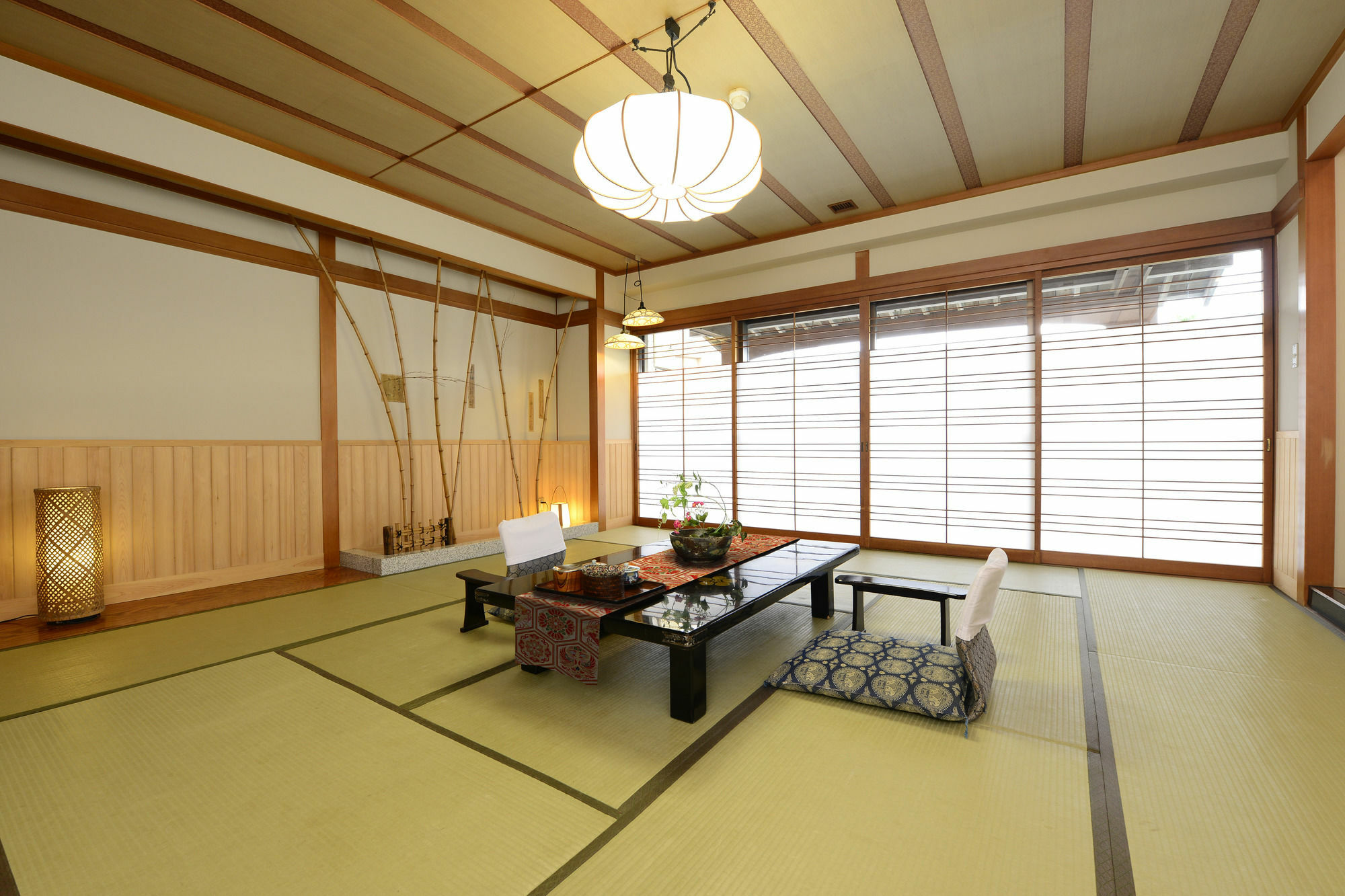 Wakamatsu Chita Hot Spring Resort Минамичита Екстериор снимка