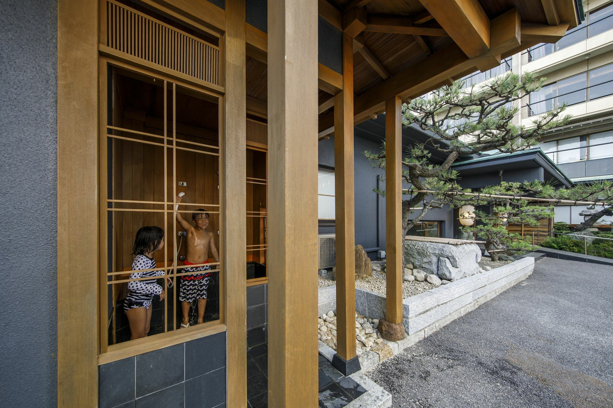 Wakamatsu Chita Hot Spring Resort Минамичита Екстериор снимка