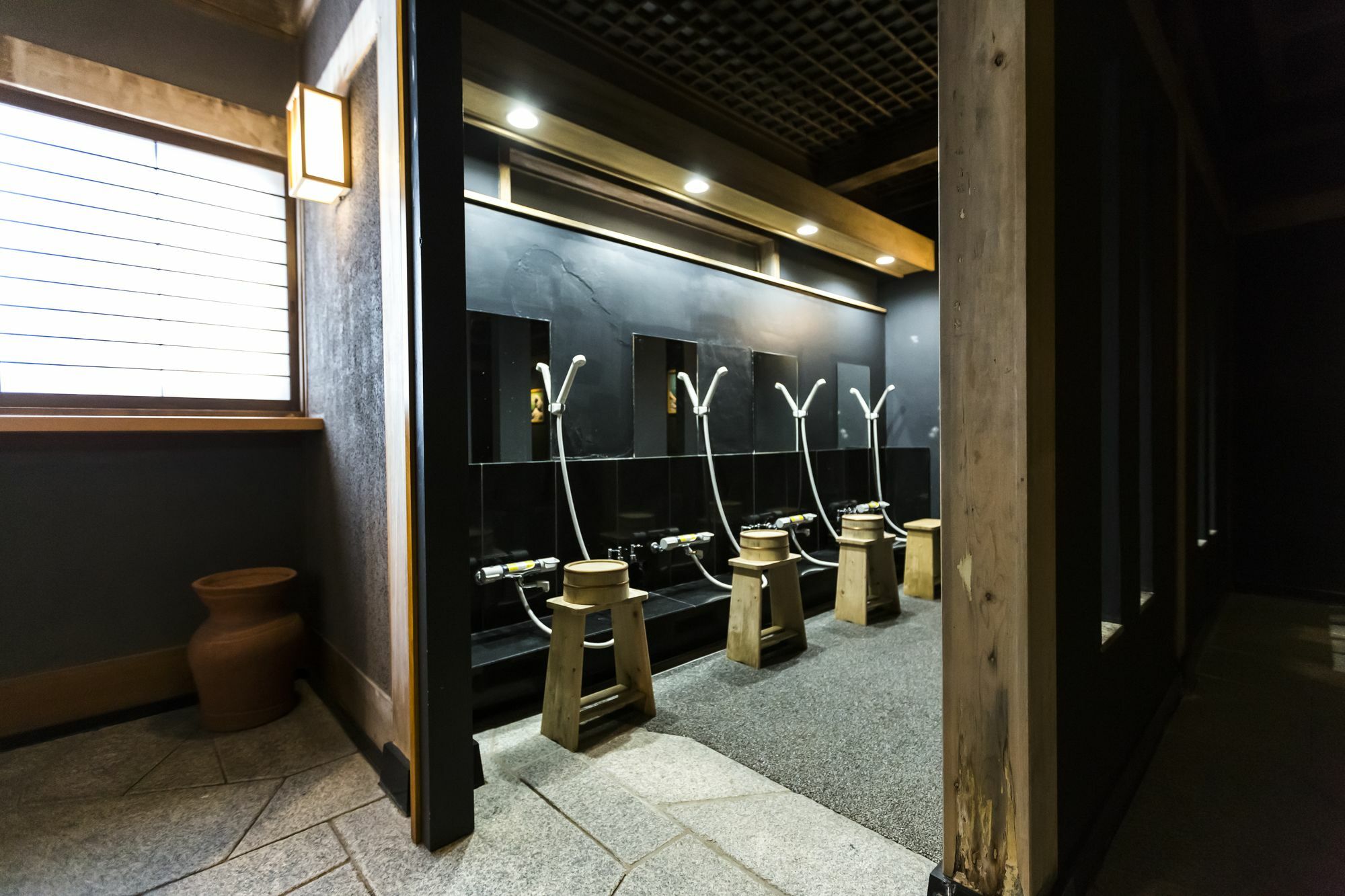 Wakamatsu Chita Hot Spring Resort Минамичита Екстериор снимка